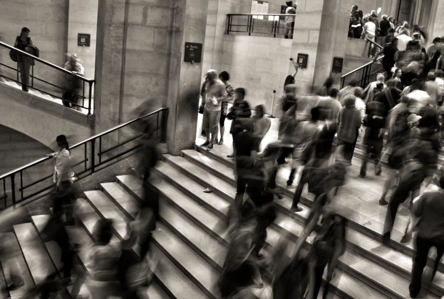 사람들이 집에 많이 오는 꿈