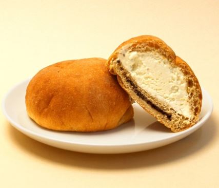 크림빵 먹는 꿈