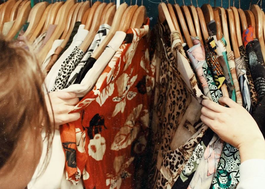 예쁜옷 사는 꿈